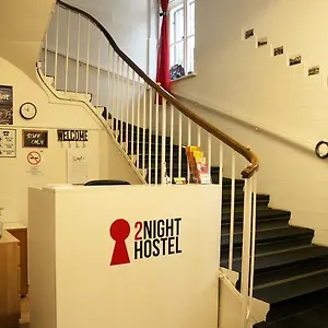  Hostel 2night